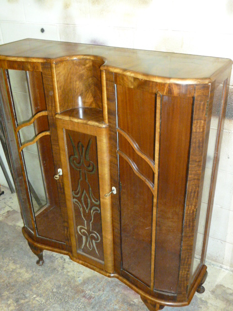 Retail store furniture